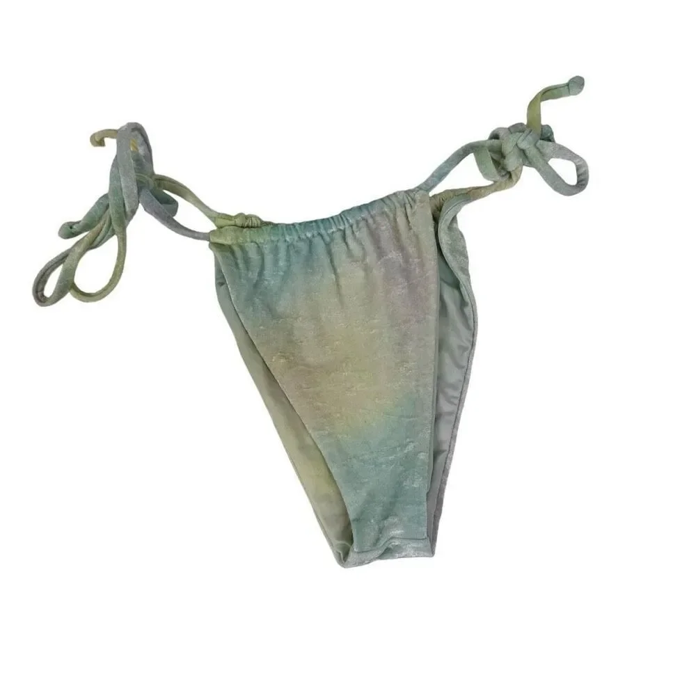 Frankie's Bikini's Medium Liam